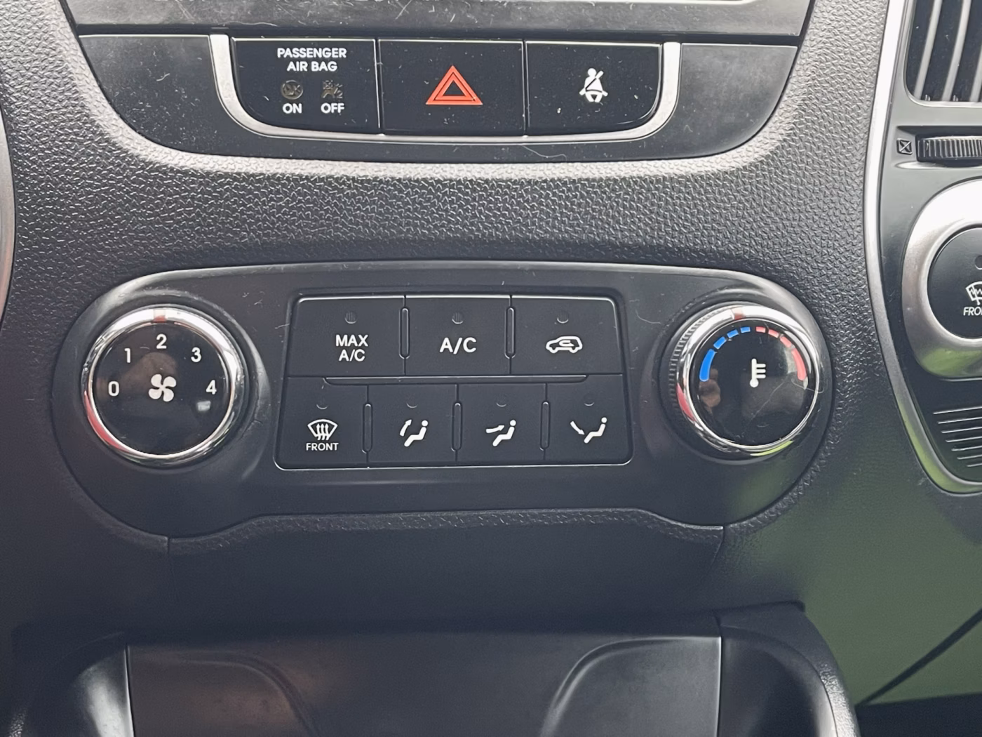 Hyundai ix35 фото 18