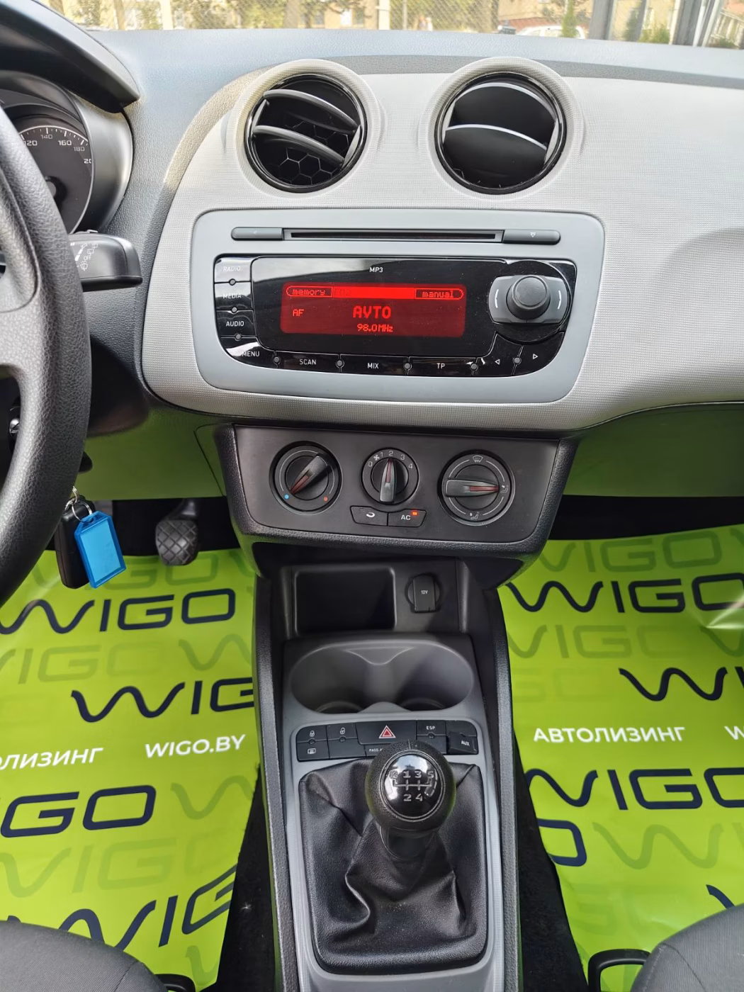 SEAT Ibiza фото 10