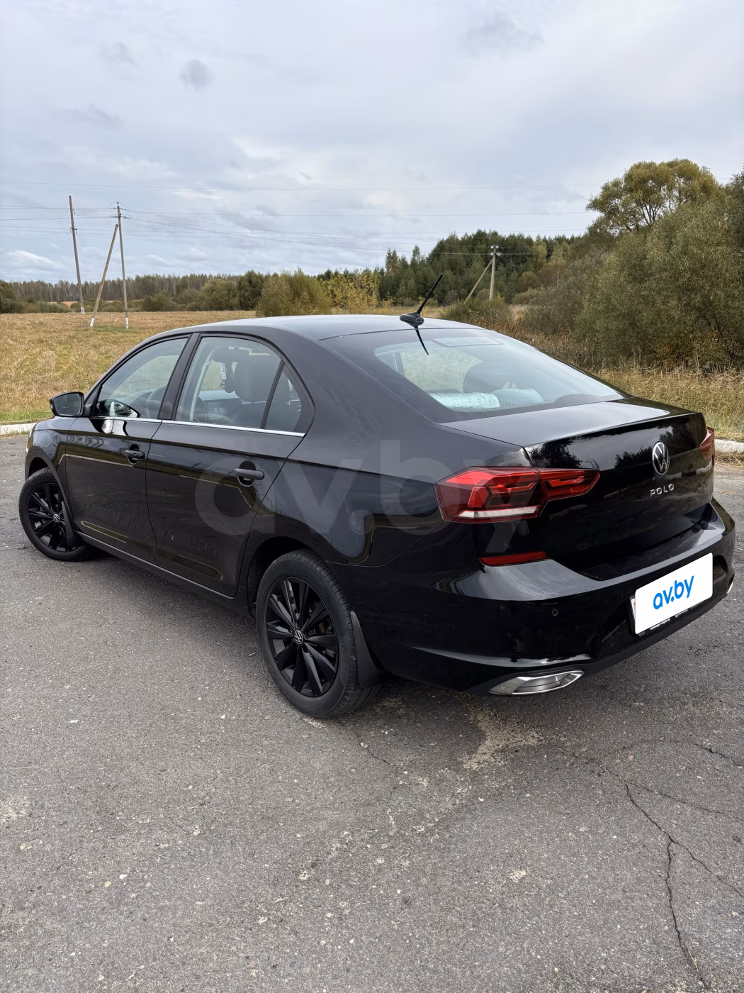 Volkswagen Polo Sedan фото 7