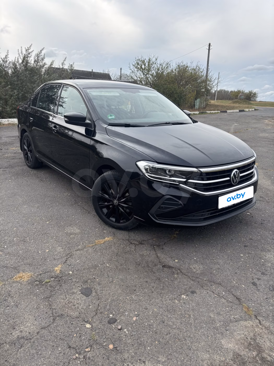 Volkswagen Polo Sedan фото 8