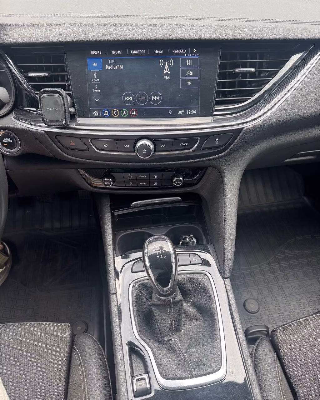 Opel Insignia фото 15