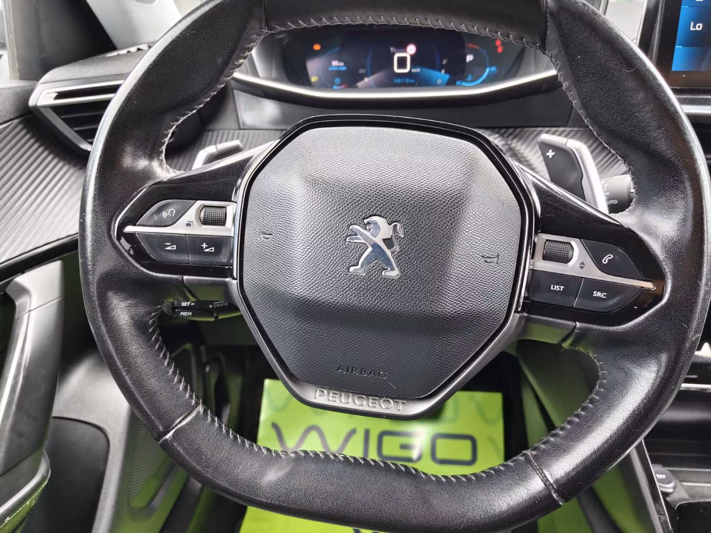Peugeot 2008 фото 10