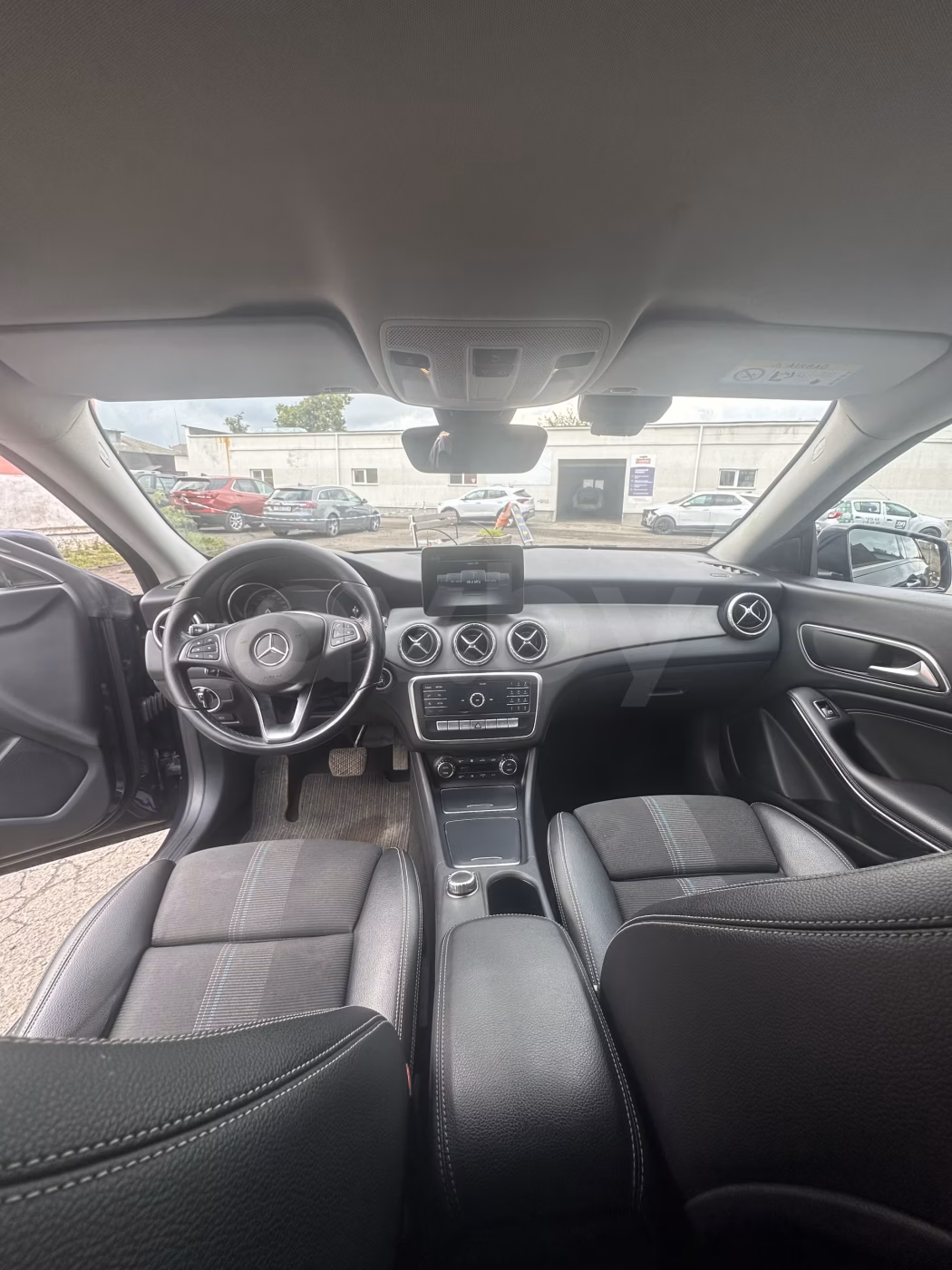 Mercedes-Benz CLA фото 14