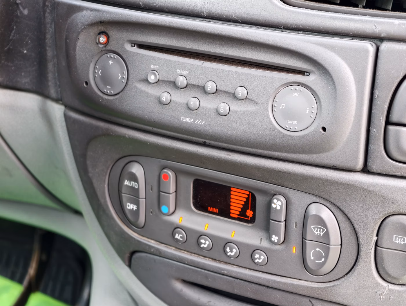Renault Scenic фото 17