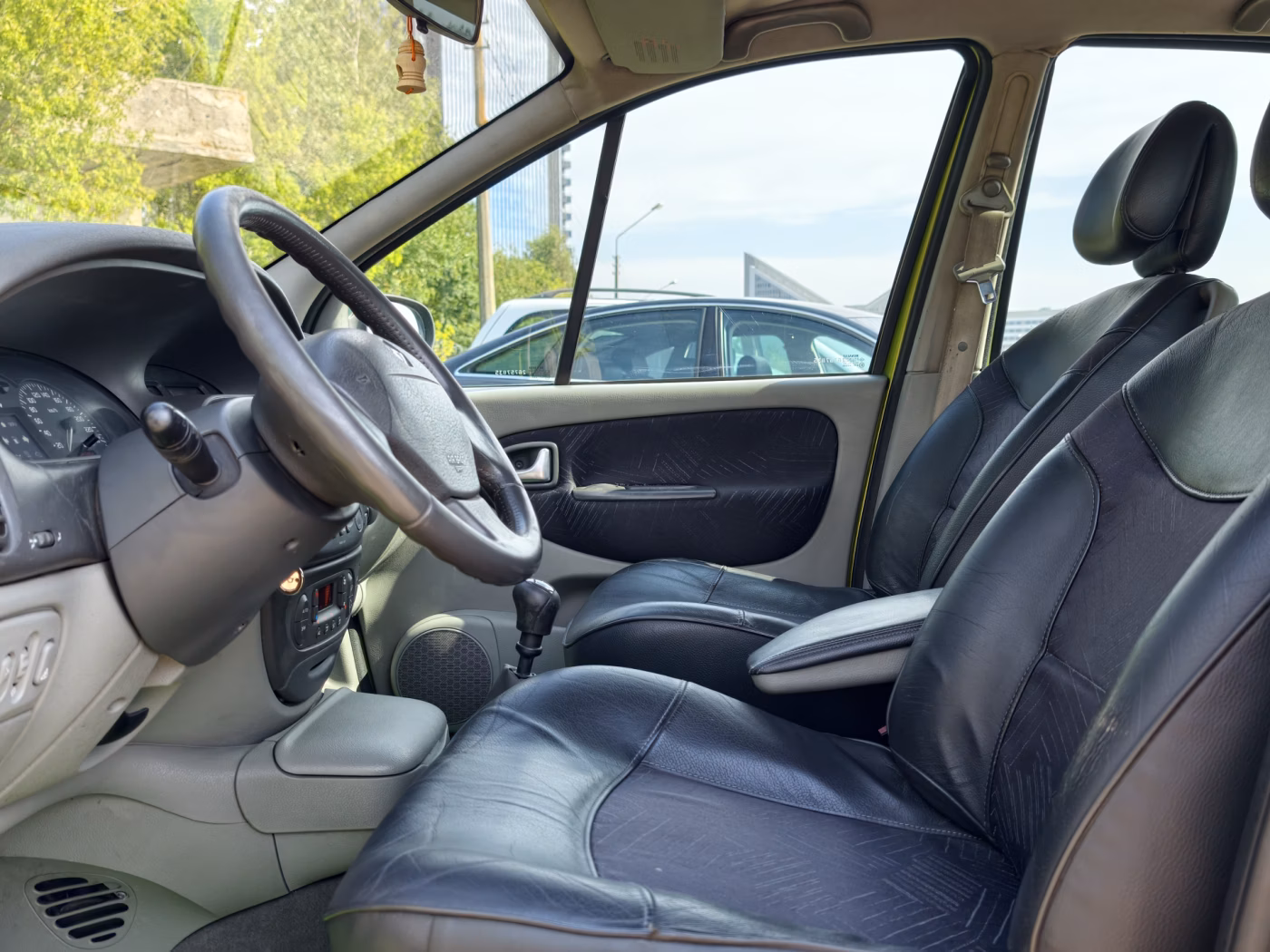 Renault Scenic фото 10