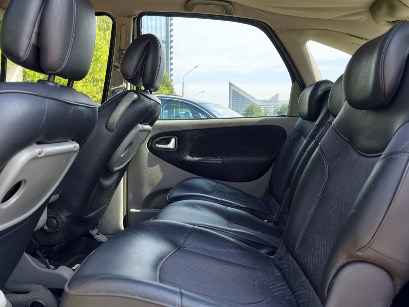 Renault Scenic фото 11