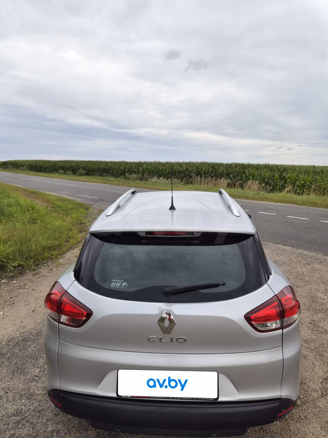 Renault Clio фото 16