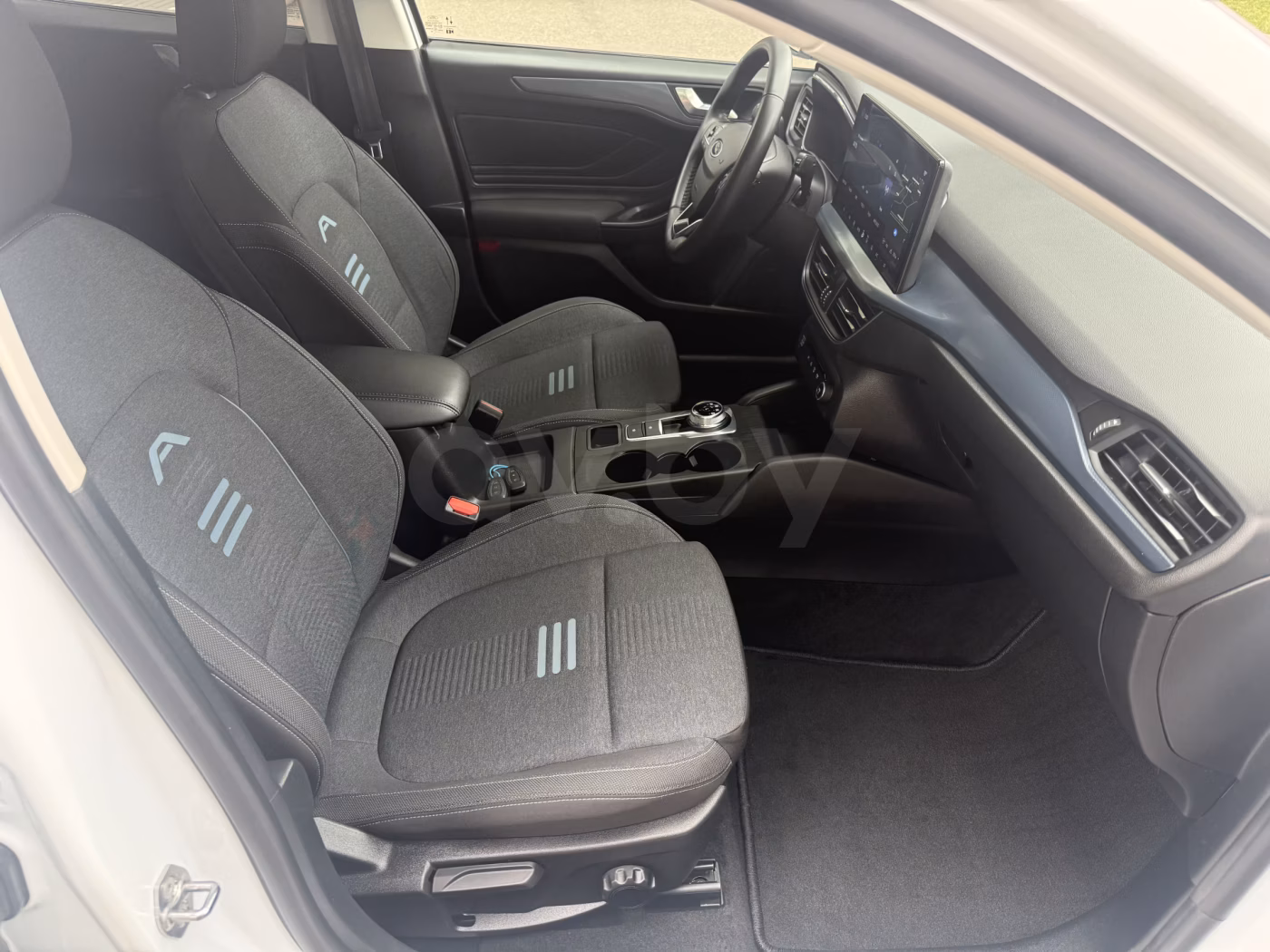 Ford Focus Active фото 23
