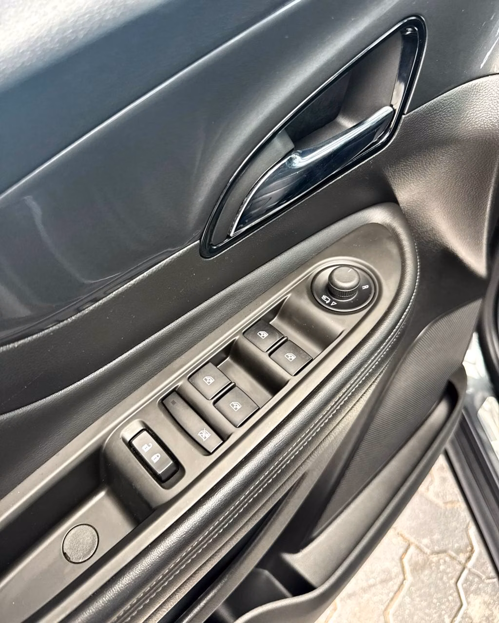 Opel Mokka фото 9