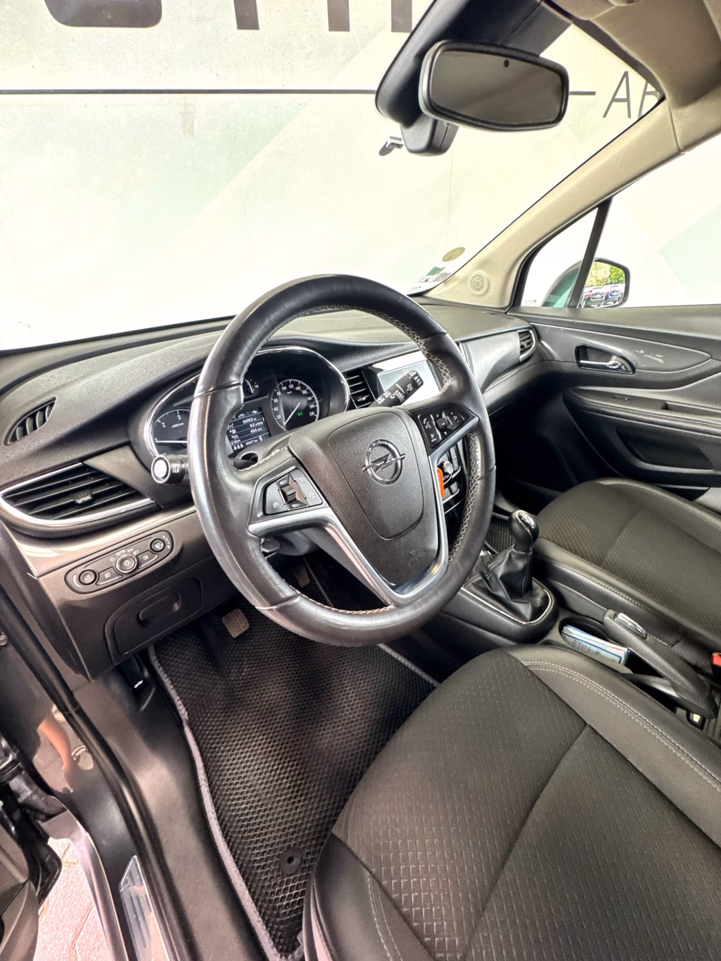 Opel Mokka фото 10