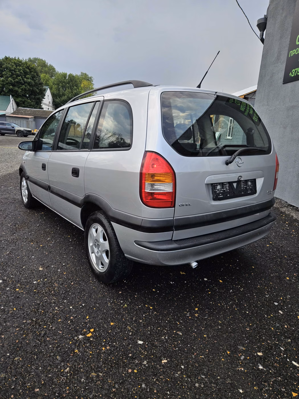Opel Zafira фото 9