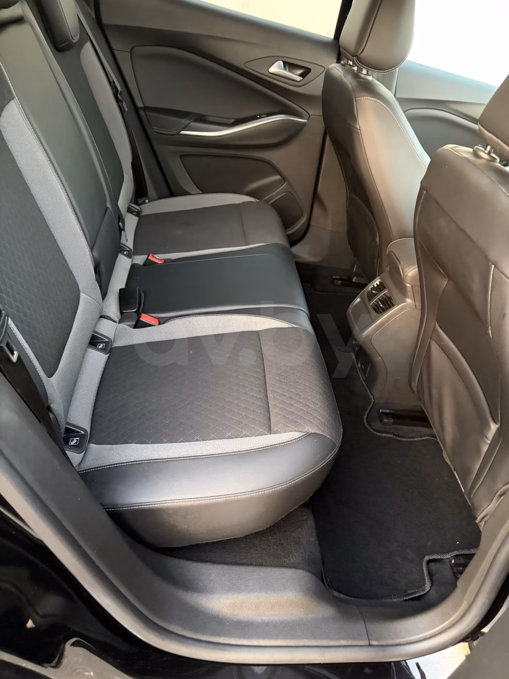 Opel Grandland X фото 13