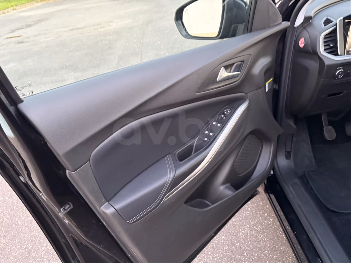 Opel Grandland X фото 10