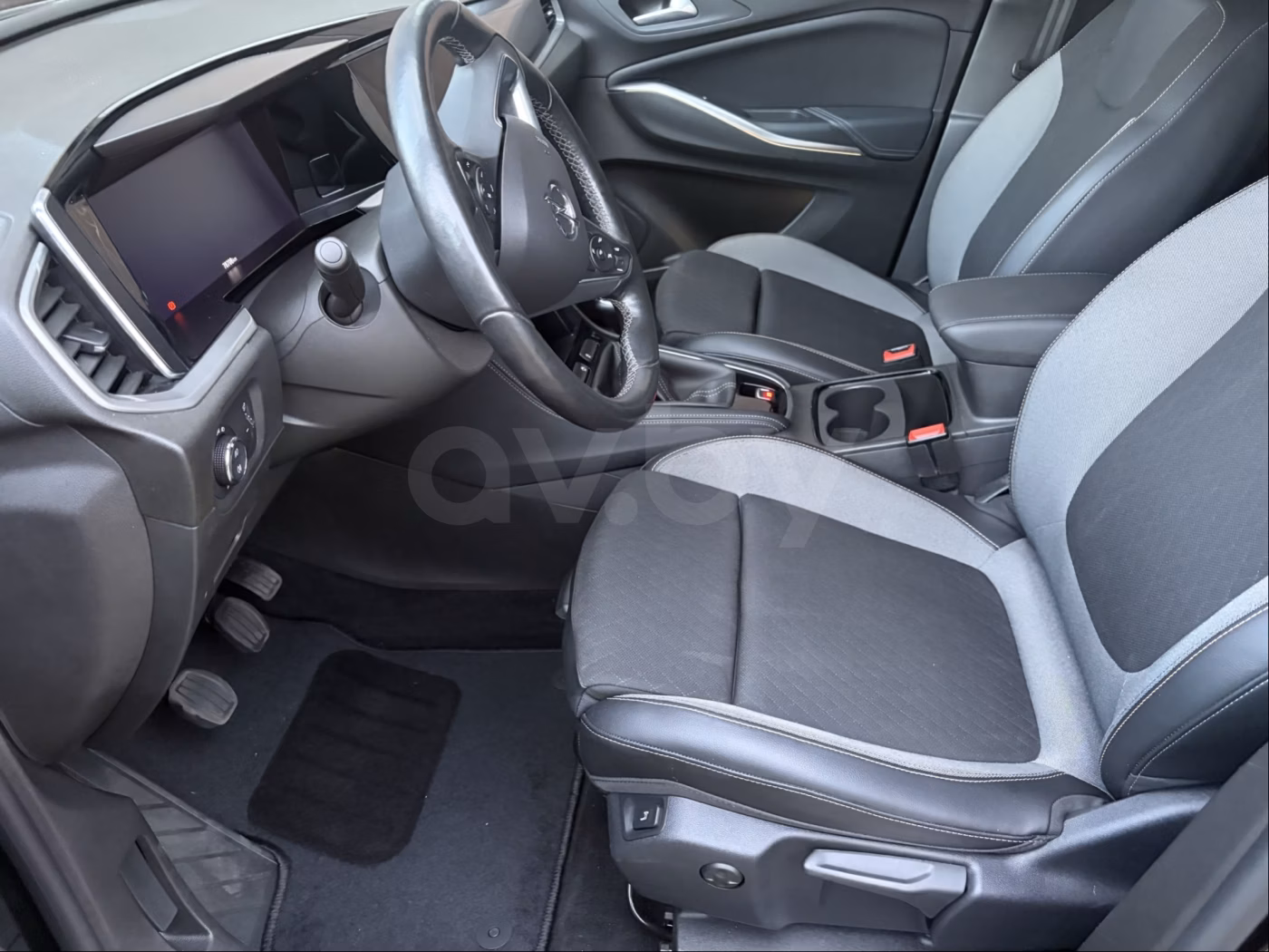 Opel Grandland X фото 12