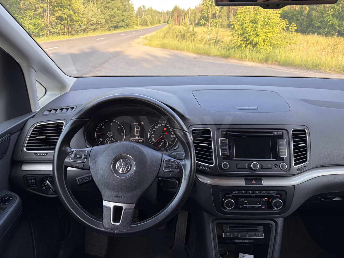 Volkswagen Sharan фото 9