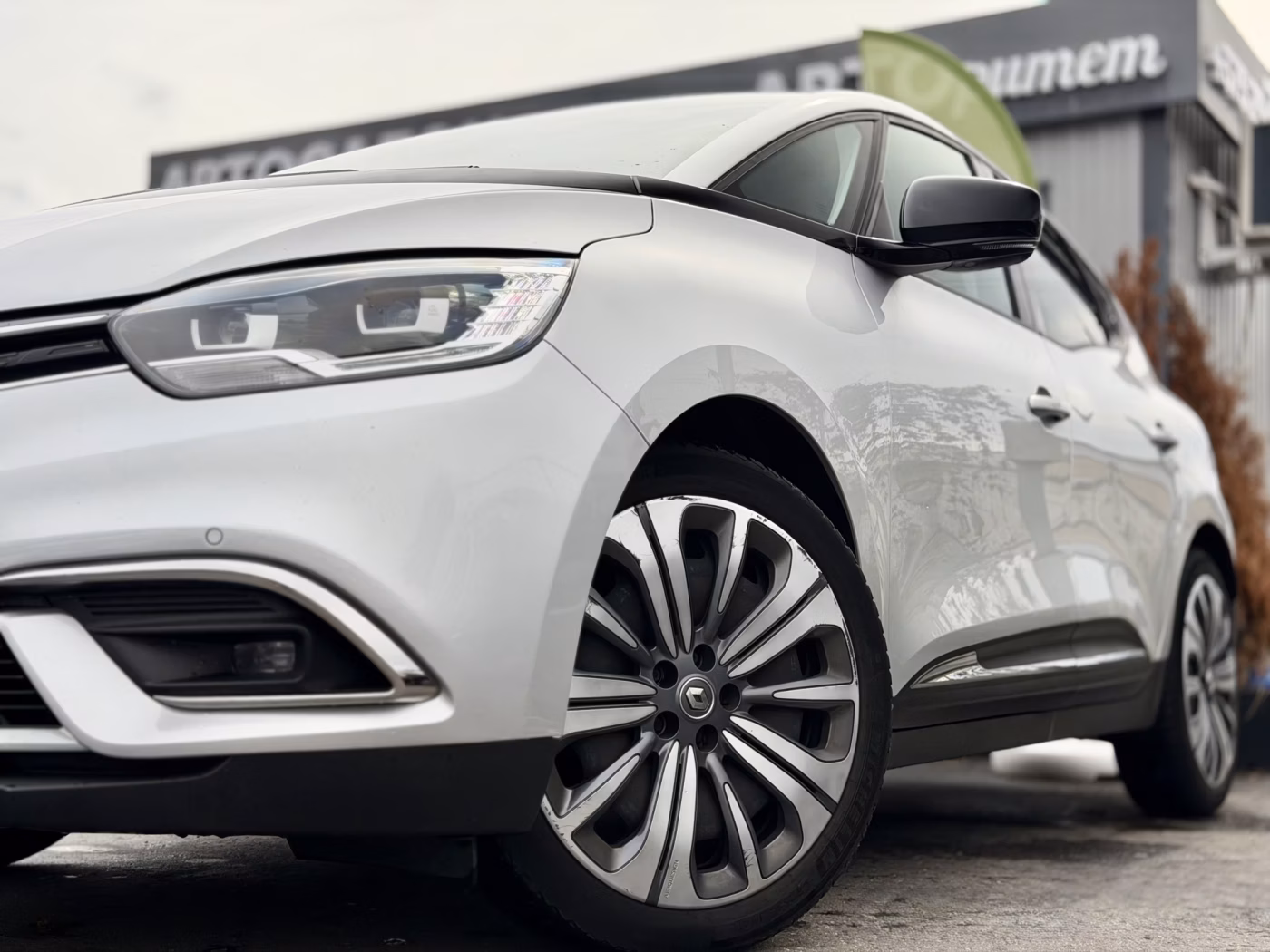 Renault Scenic фото 2