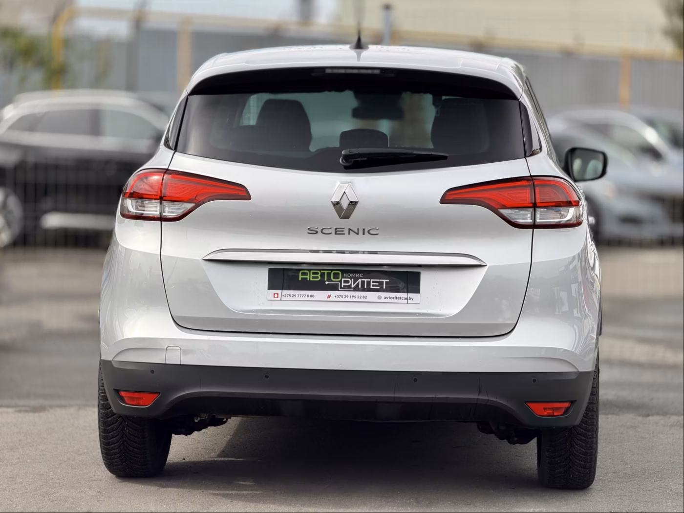 Renault Scenic фото 8