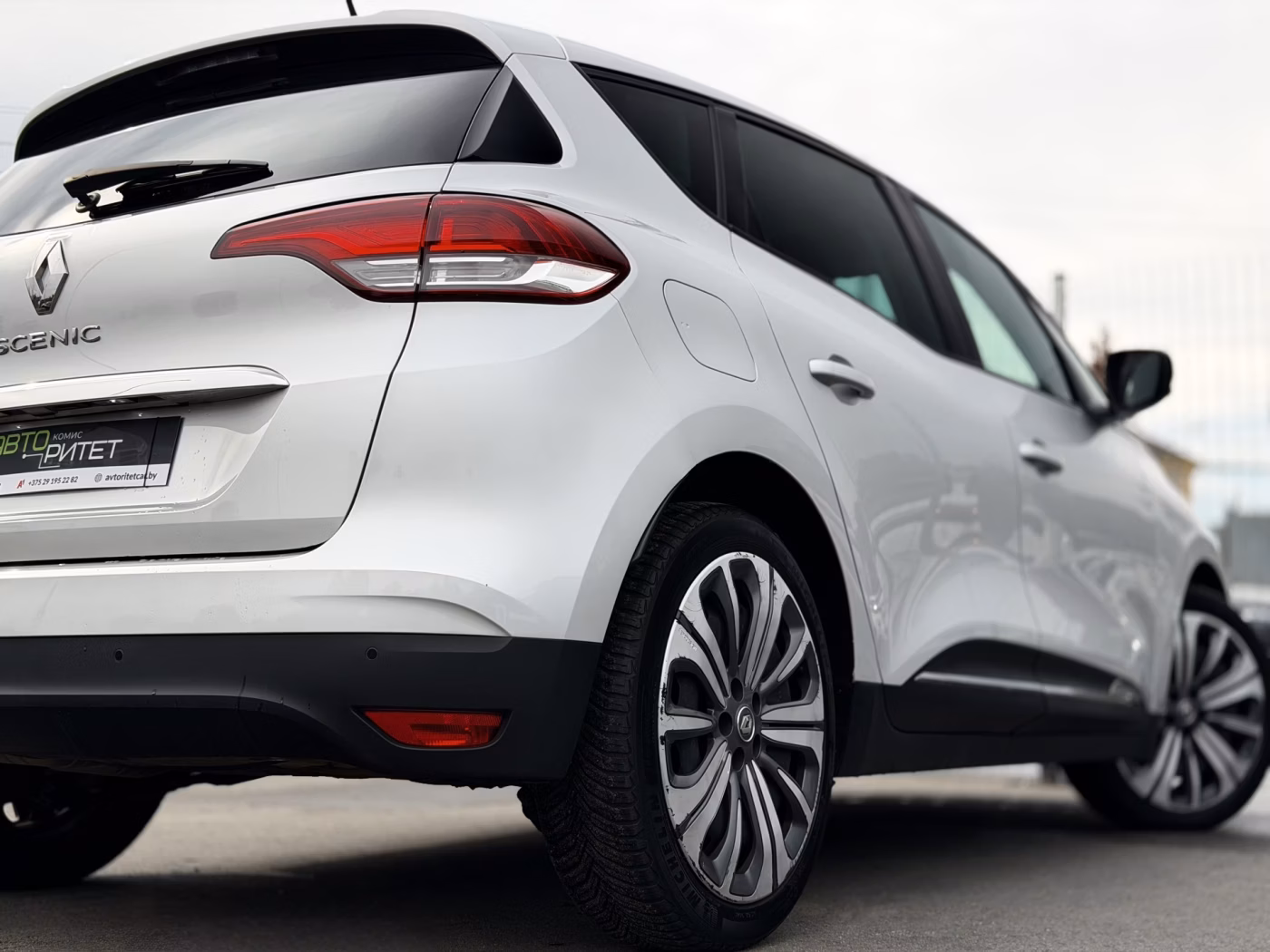 Renault Scenic фото 14
