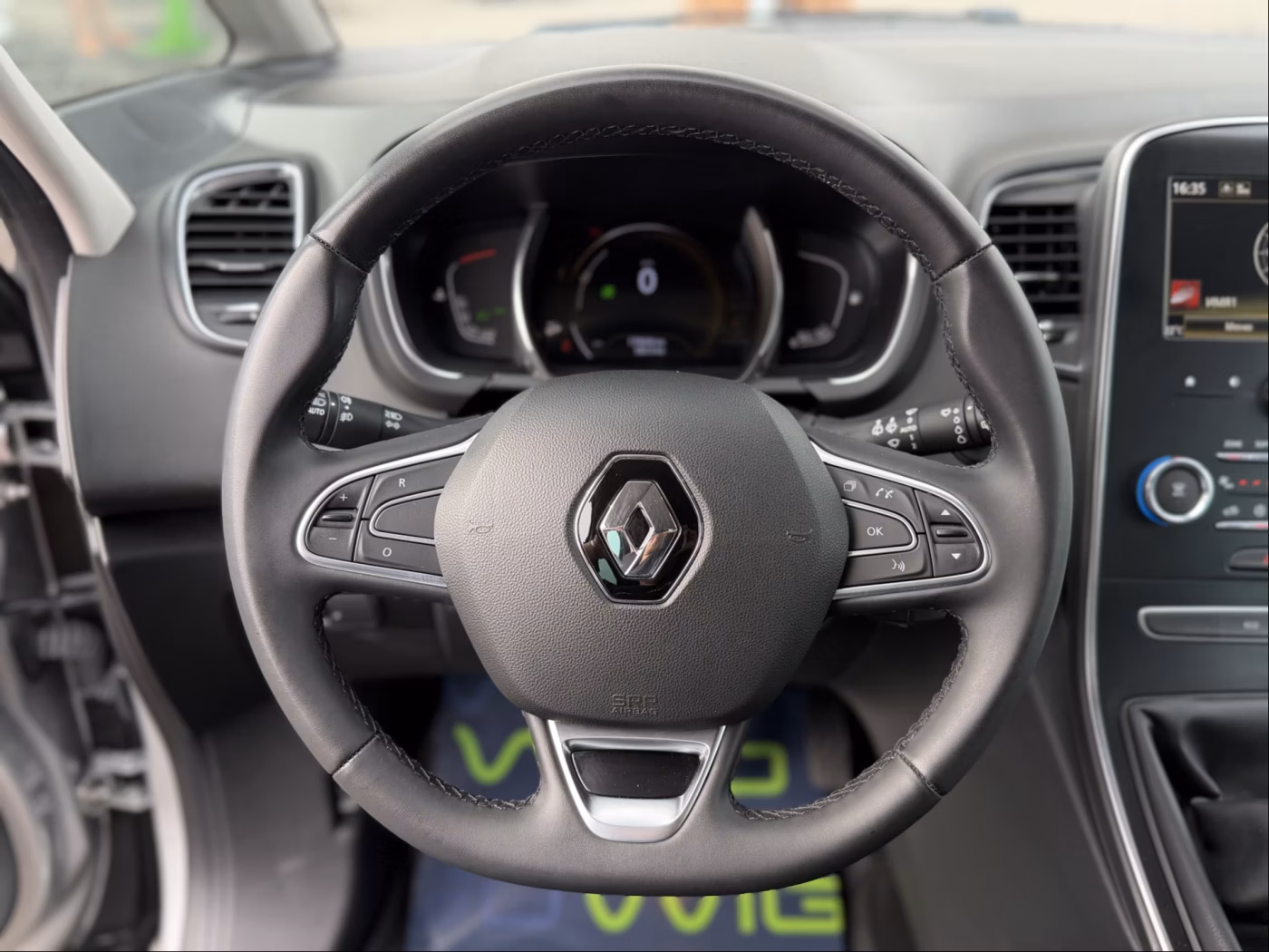 Renault Scenic фото 21