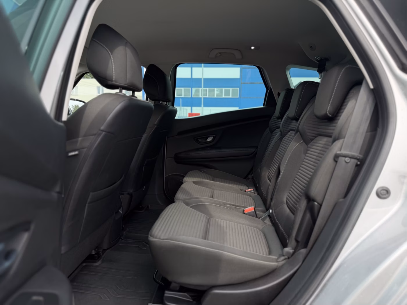 Renault Scenic фото 30