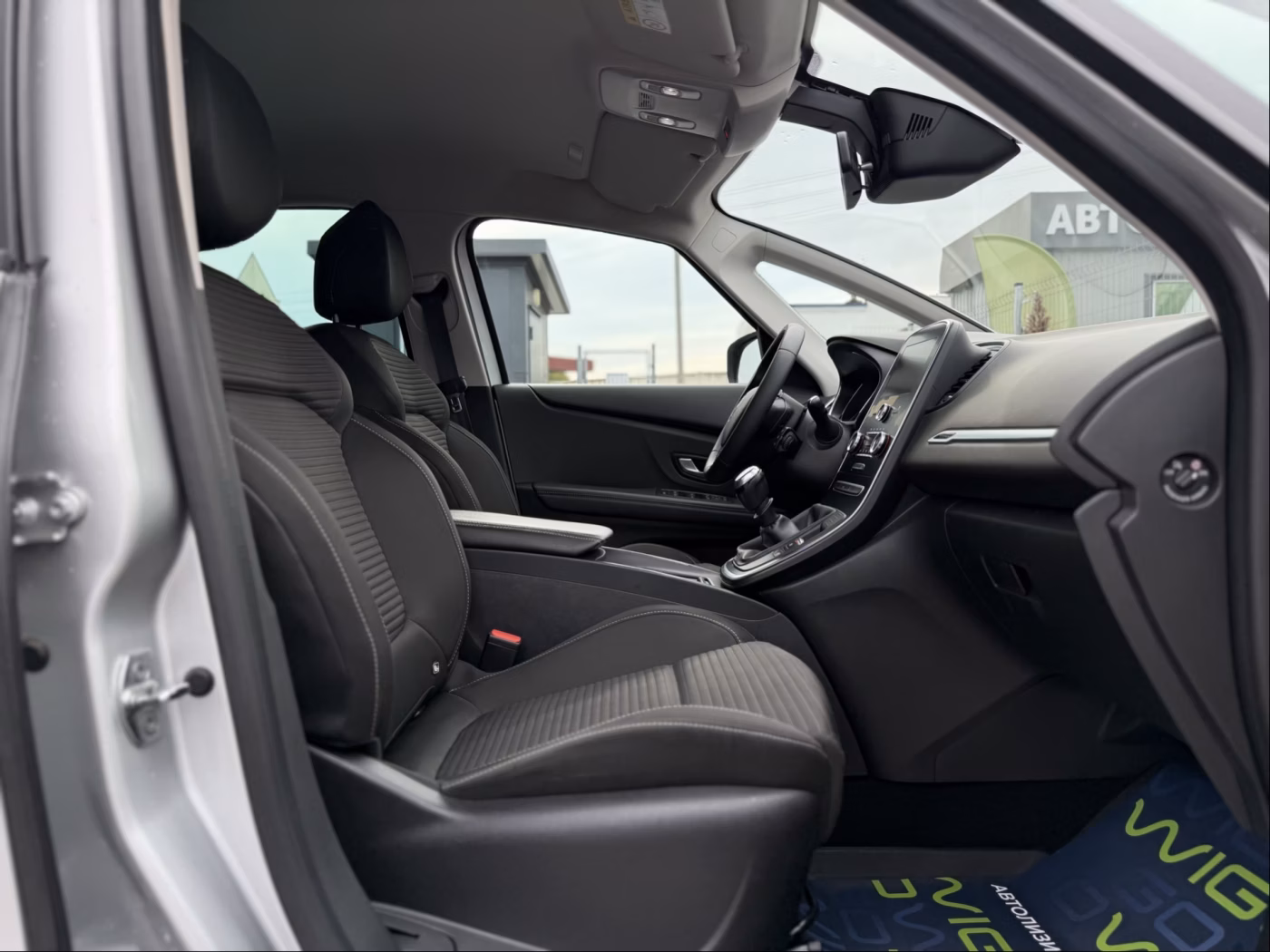 Renault Scenic фото 26