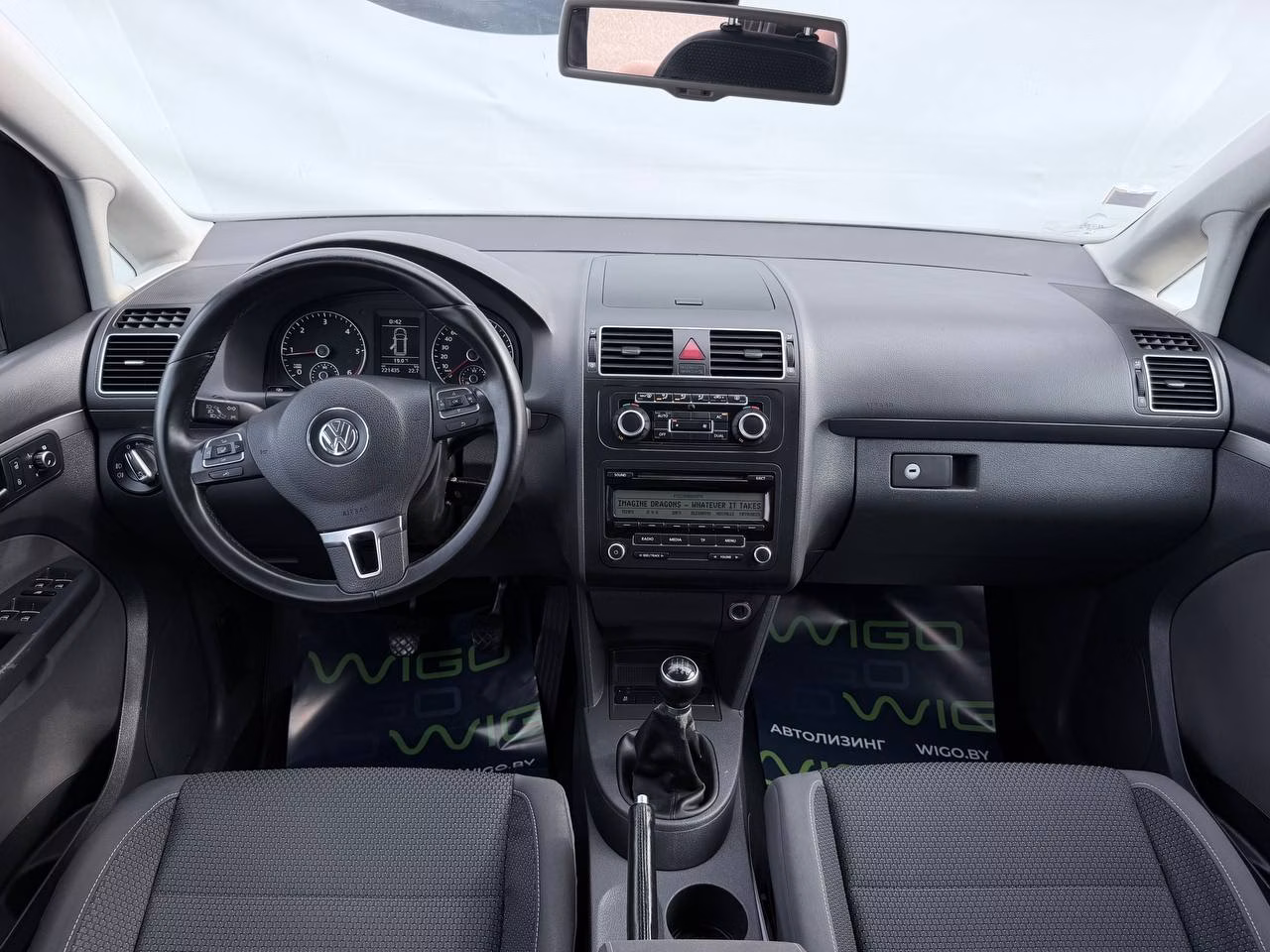 Volkswagen Touran фото 9