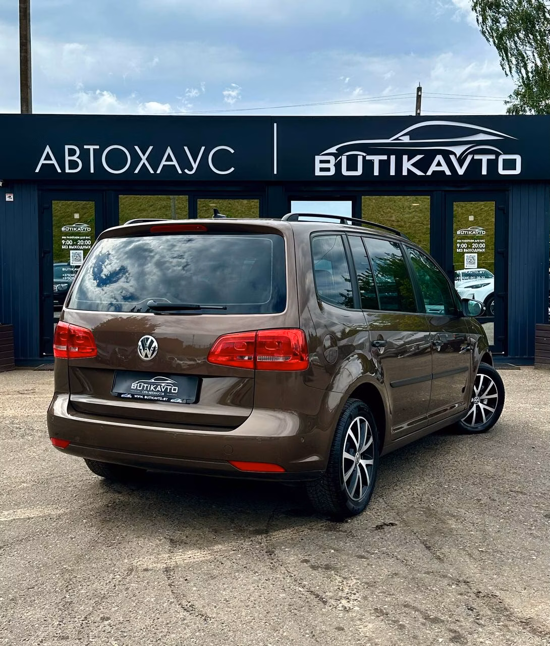 Volkswagen Touran фото 7