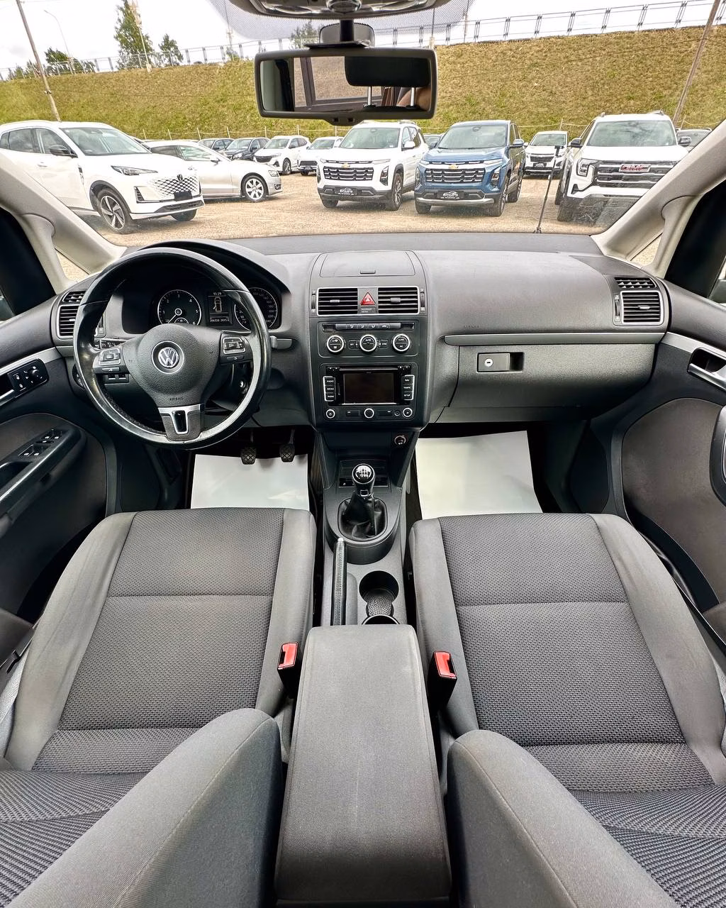 Volkswagen Touran фото 18