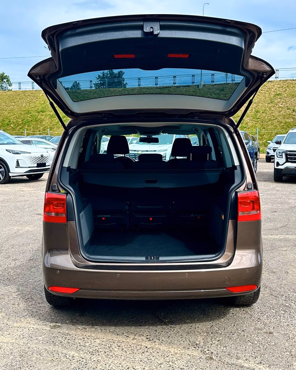 Volkswagen Touran фото 21