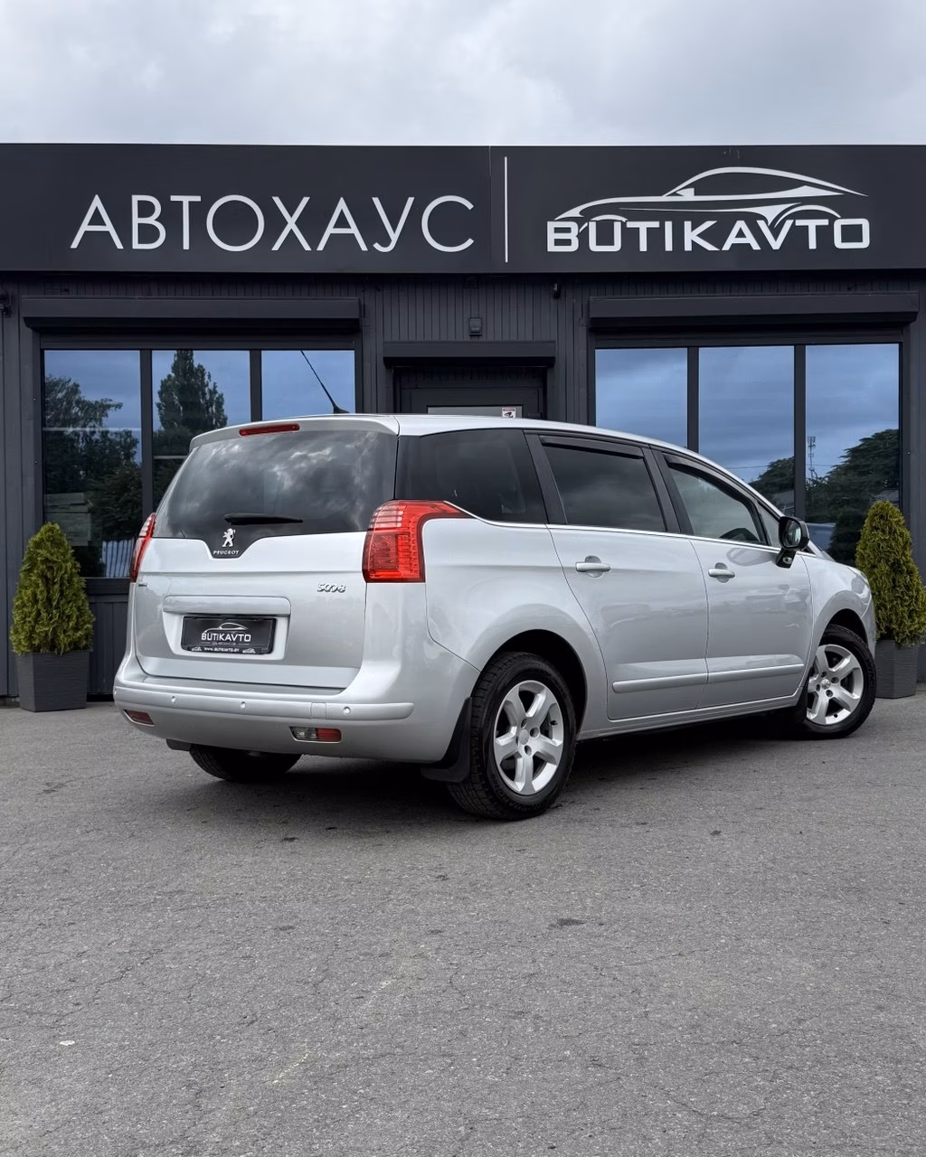 Peugeot 5008 фото 7