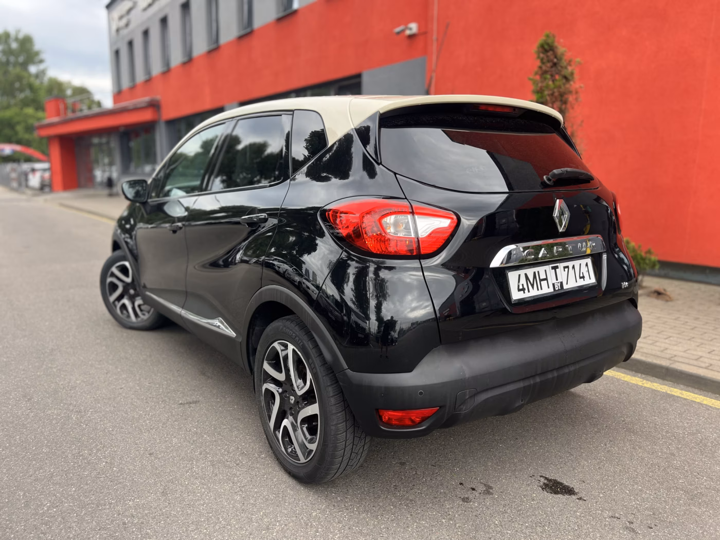 Renault Captur фото 6