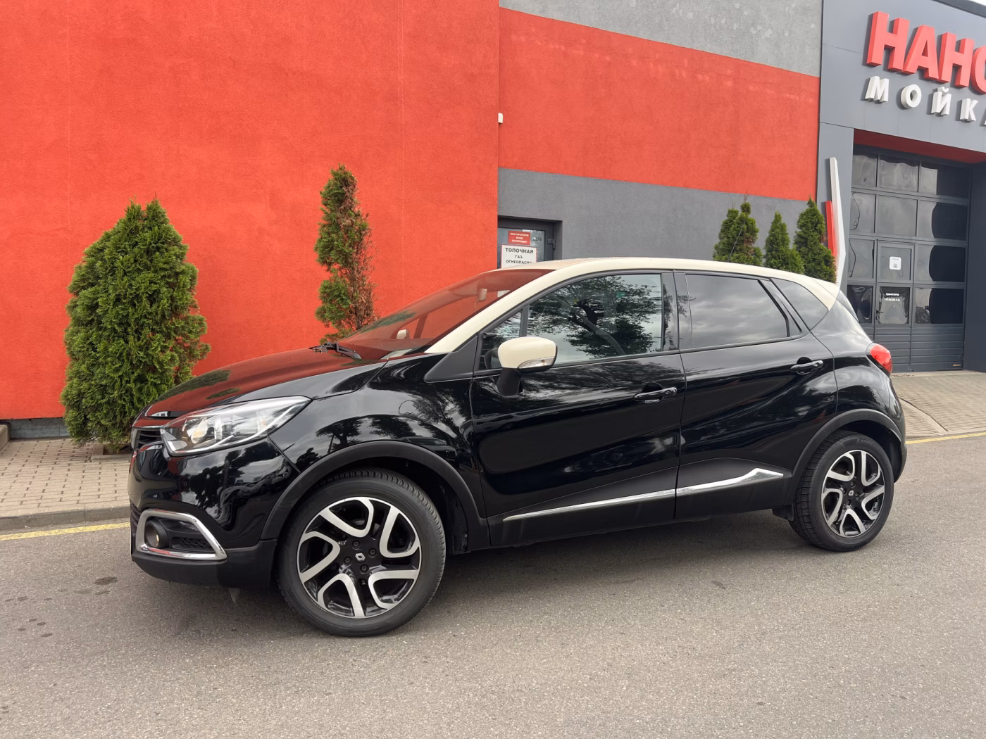 Renault Captur фото 3