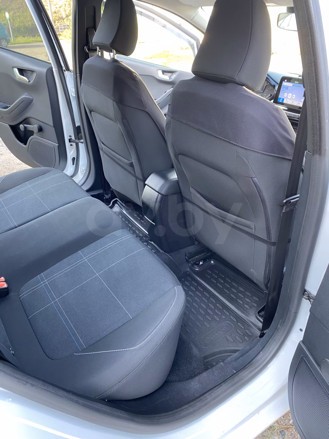 Ford Fiesta фото 21