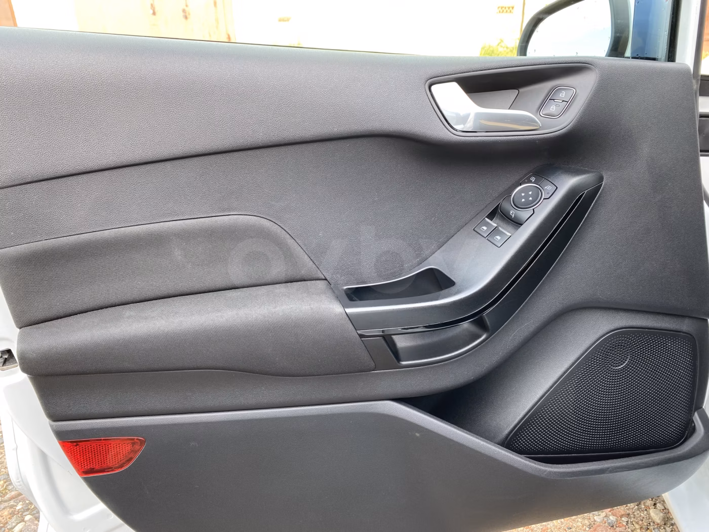 Ford Fiesta фото 14