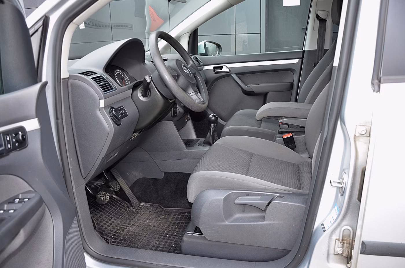 Volkswagen Touran фото 14