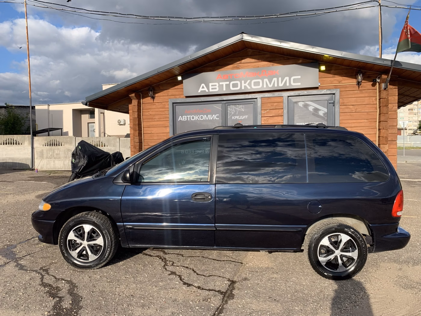 Dodge Caravan фото 2