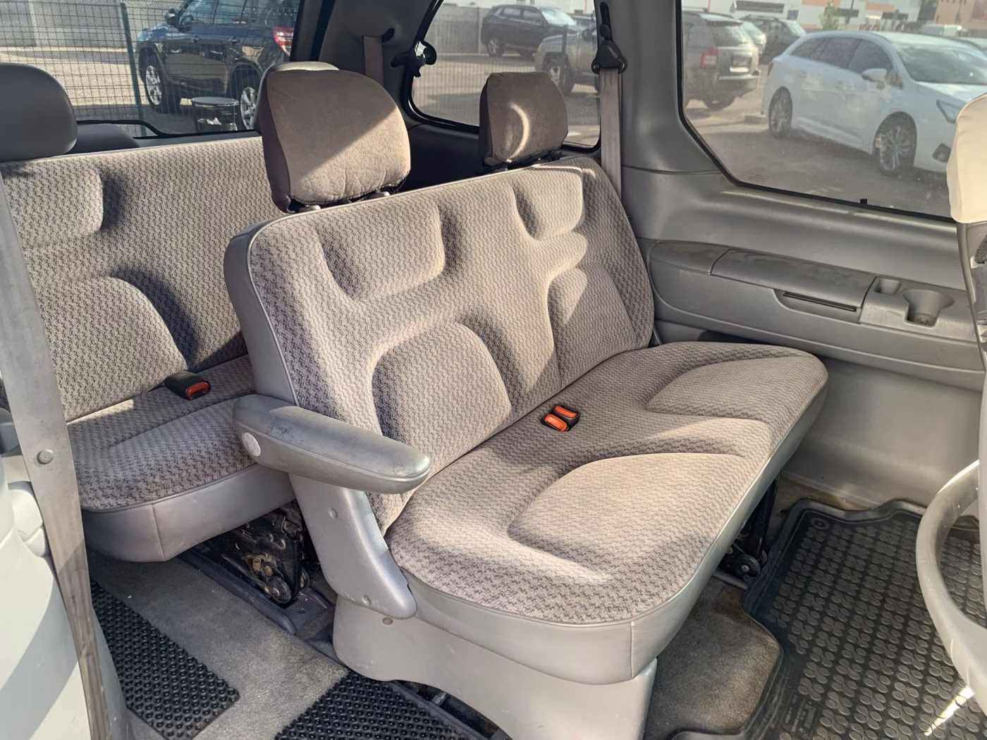 Dodge Caravan фото 13