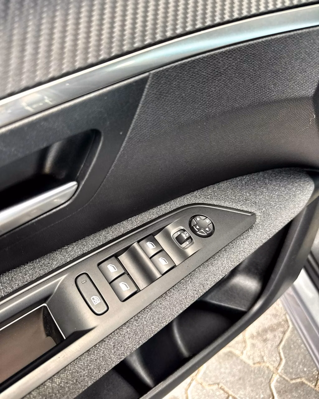 Peugeot 3008 фото 9