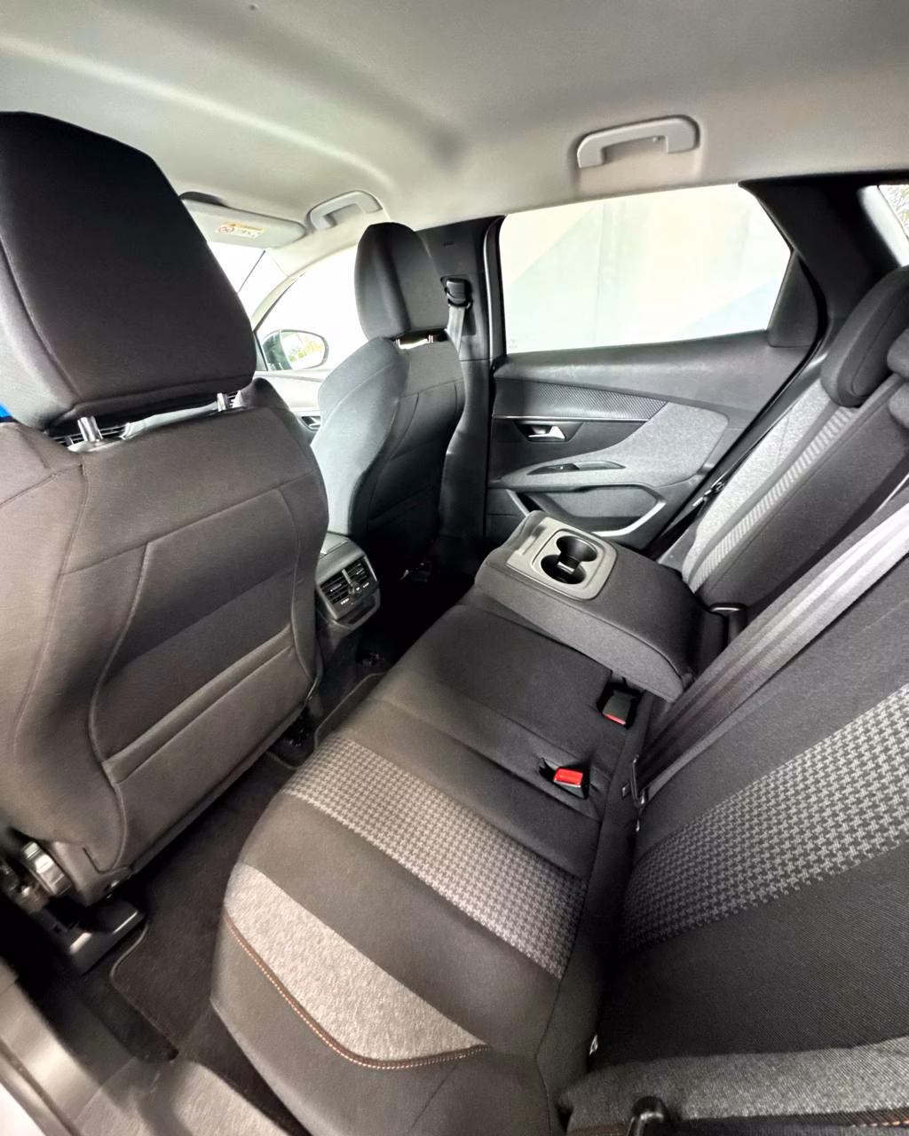 Peugeot 3008 фото 13