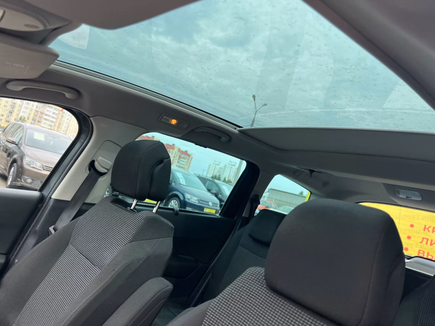 Peugeot 5008 фото 13
