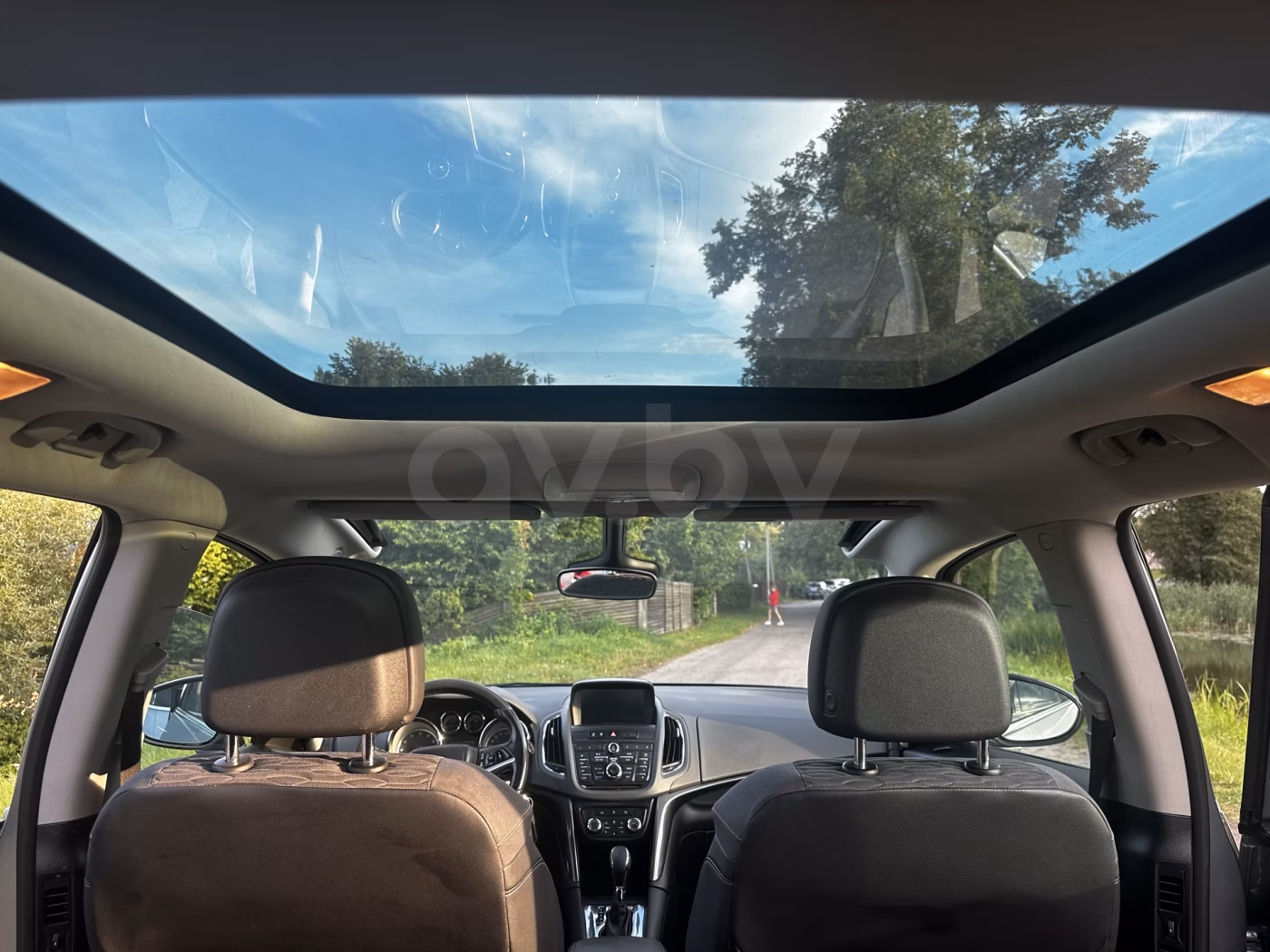 Opel Zafira фото 12