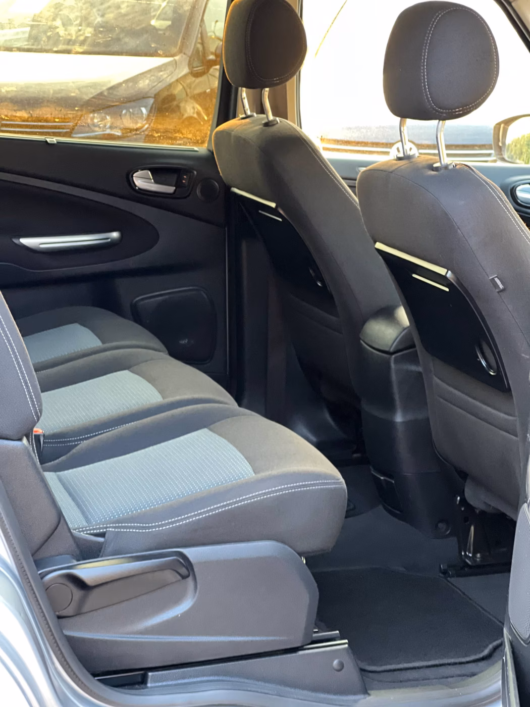 Ford Galaxy фото 15