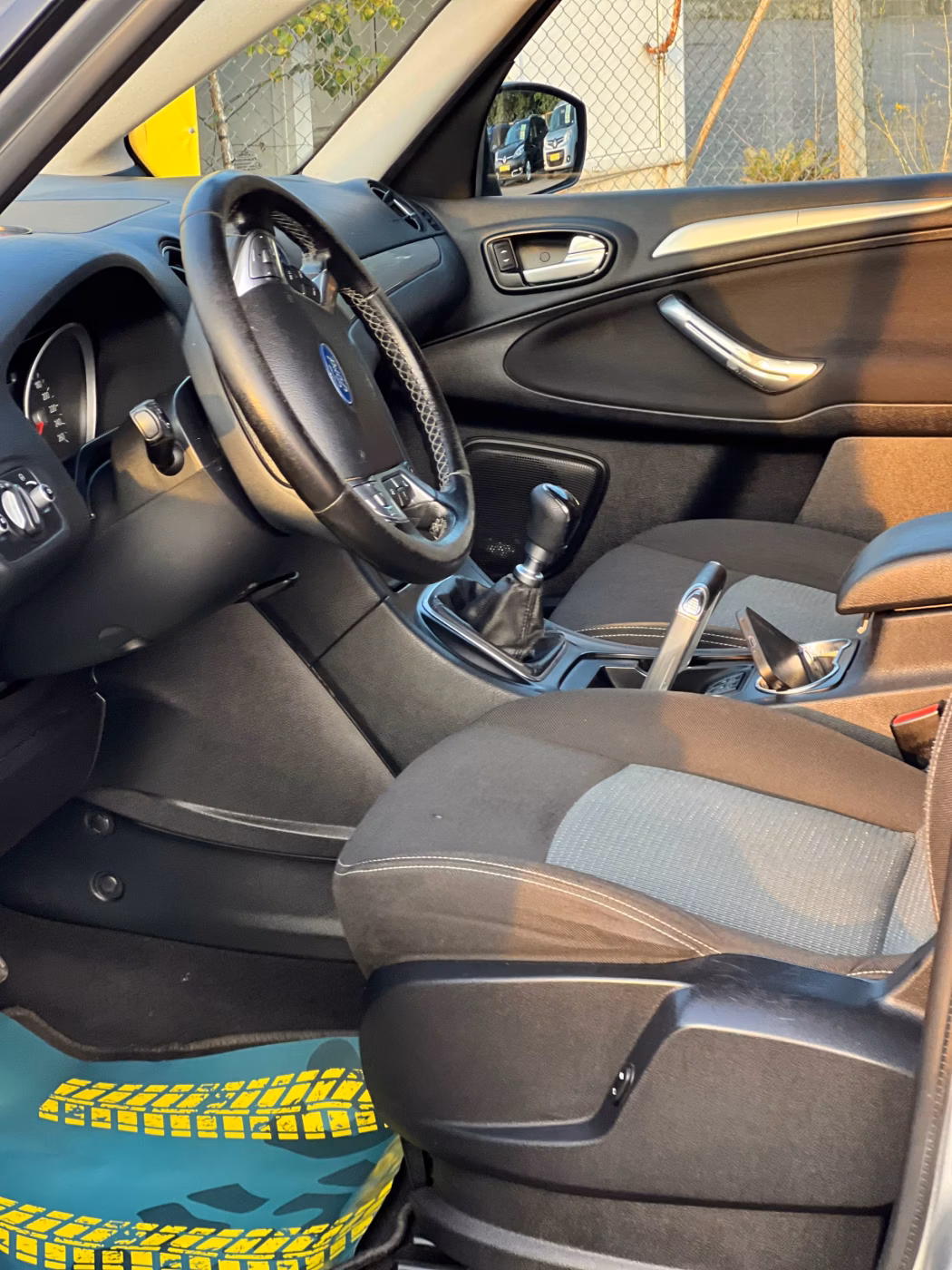 Ford Galaxy фото 11