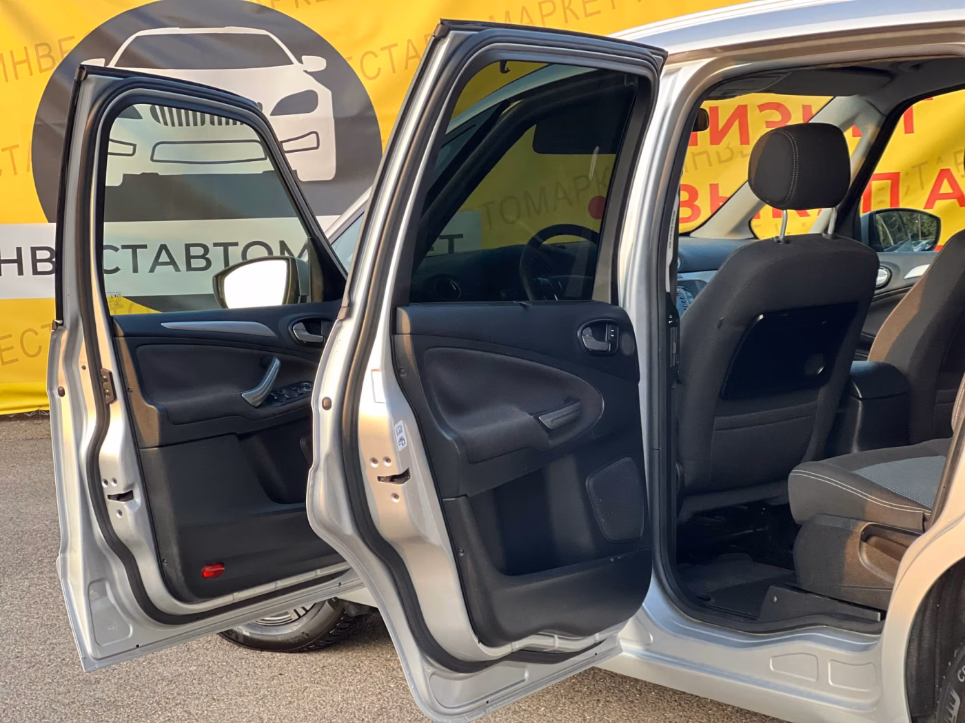 Ford Galaxy фото 13