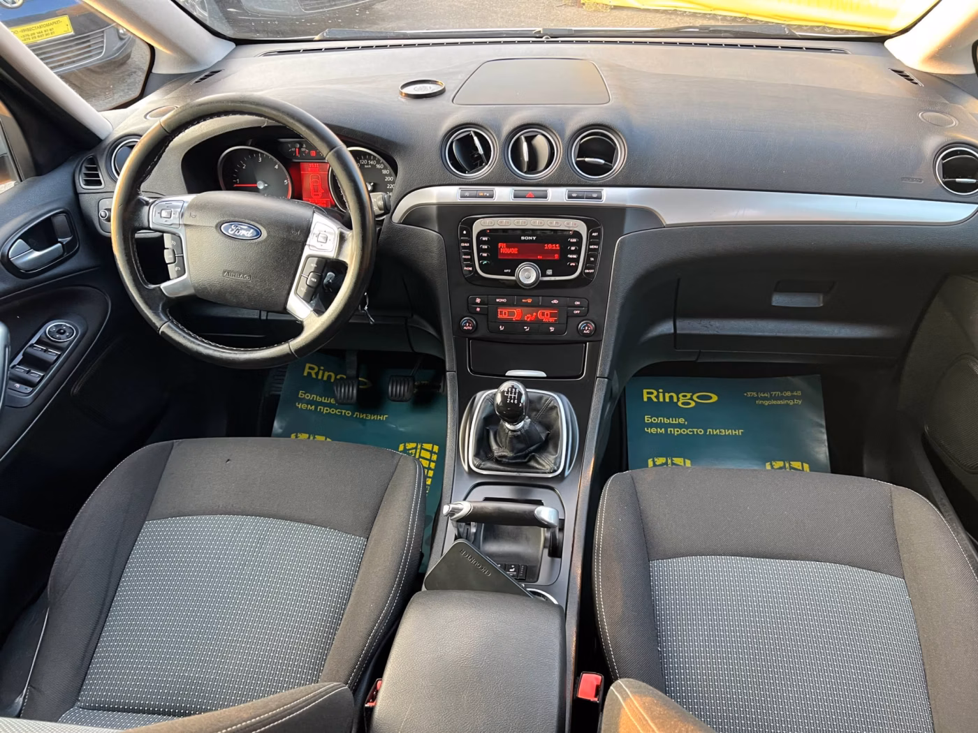 Ford Galaxy фото 21
