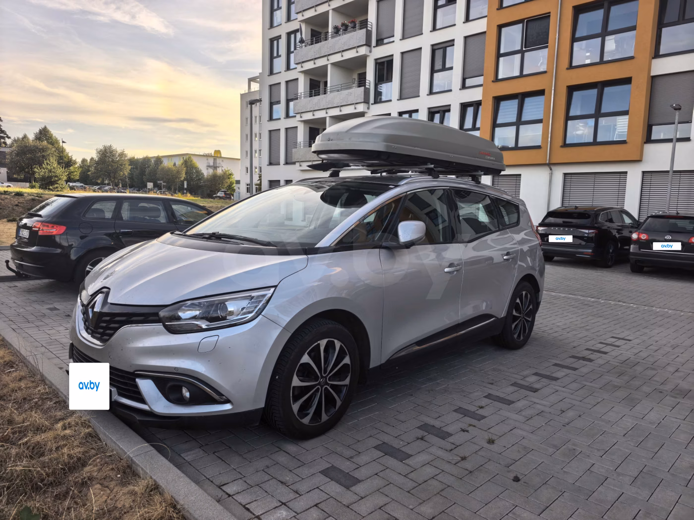 Renault Grand Scenic фото 4