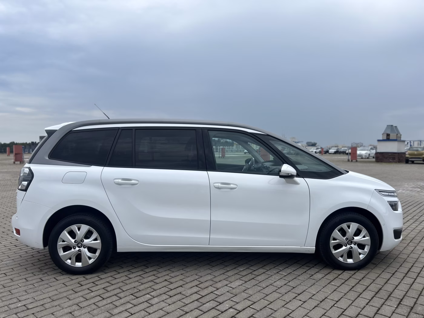 Citroen C4 Picasso фото 6