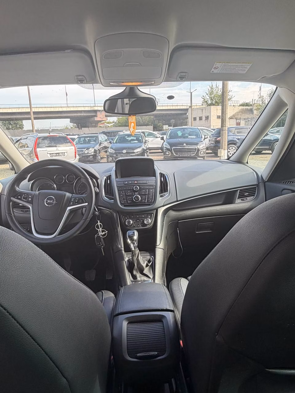 Opel Zafira фото 9