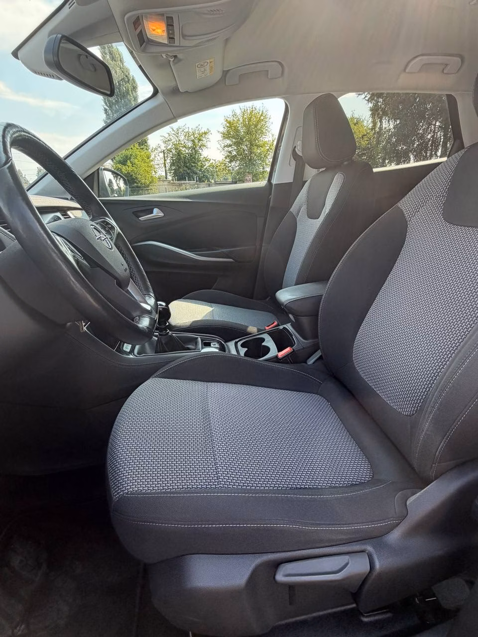 Opel Grandland X фото 10
