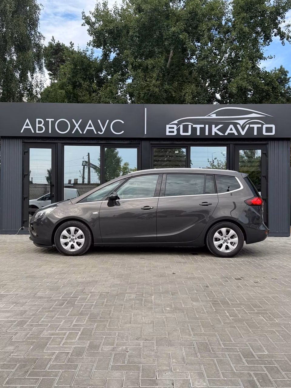 Opel Zafira фото 4
